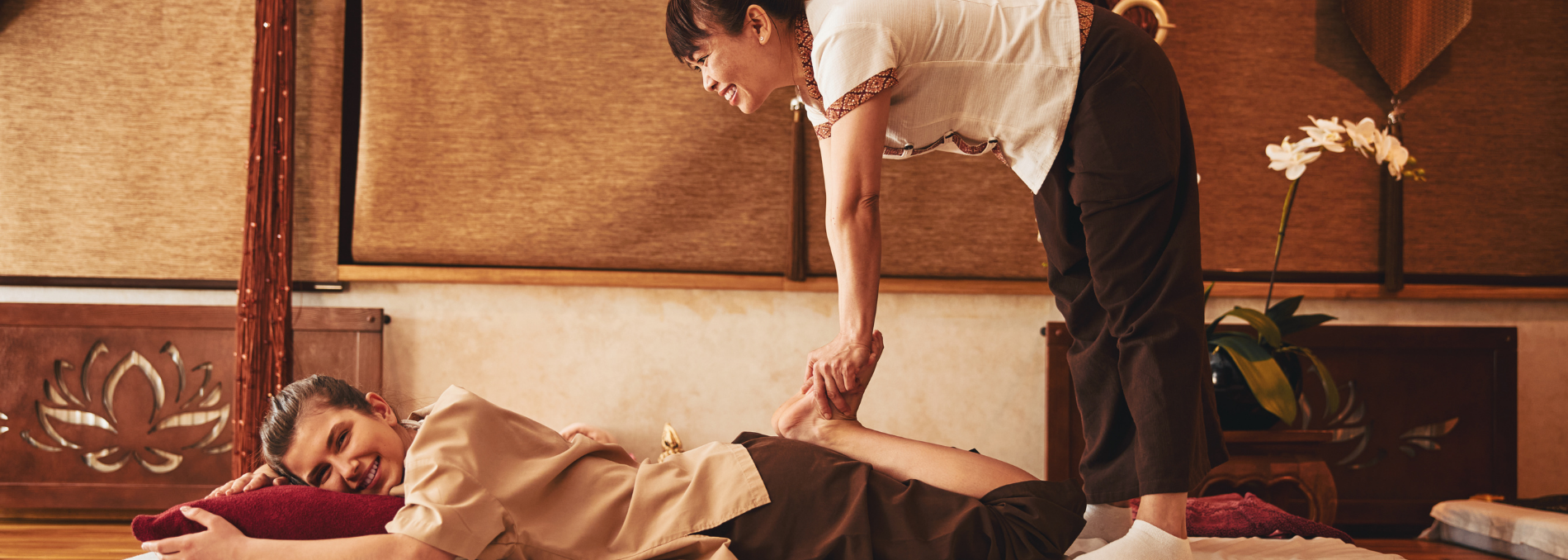 How Thai Massage Naturally Boosts Energy and Restores Balance
